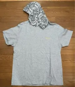 ペイズリー柄フード付きTシャツ　Lサイズ
