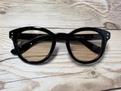 人気定番ウェリントンブラックフレームUVライトブラウンケース付き