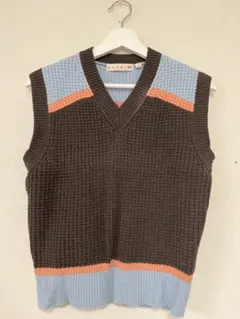 UNIQLO×MARNIコラボニットタンク