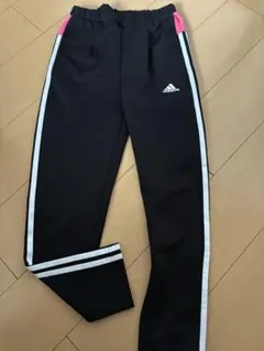 adidasイオンドライ ジャージ 黒 ピンクXS 150 ストレッチパンツ