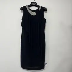 ブラックワンピース　ビジュー