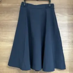 ネイビーフレアスカート ゴムウエスト　Mサイズ　ひざ丈