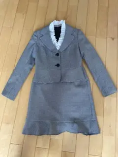 フリル付きジャケット　スカート付き　フォーマル　入学式卒業式