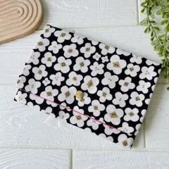 母子手帳ケース/お薬手帳ケース/通帳ケース/ハンドメイドポーチ/花柄