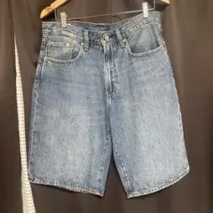【美品】Levi's デニムショートパンツ W32