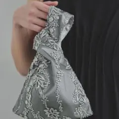 niana 刺繍レースワンハンドルバッグ シルバー
