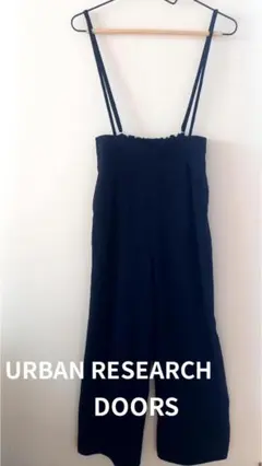 URBAN RESEARCH DOORS サスペンダー付きワイドパンツ 紺