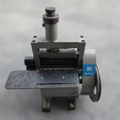 眼鏡レンズ溝掘り器 ニシムラ 業務用 稼働品 - メルカリ