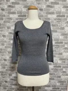 ラメのニットセーター　７分袖　細見え　美品