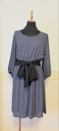 kettyグレー水玉 リボンワンピースのサムネイル