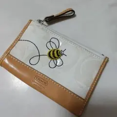 コーチ　蜂　刺繍　ケース　シグネチャー　ミツバチ 2026年最新】蜂 コーチの人気アイテム - メルカリ