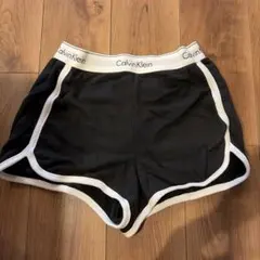 Calvin Klein モダンコットン　ショートパンツ Sサイズのサムネイル