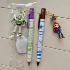 トイストーリー　バズ　ウッディ　シャーペン