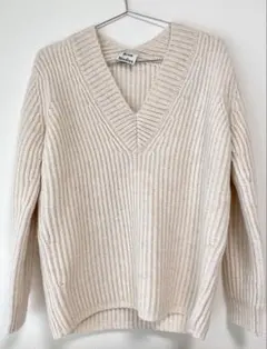 Item thumbnail for item 4273f94a-a2ed-48d7-99e9-fd990f040805