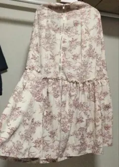 花柄フレアロングスカート
