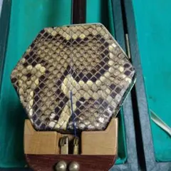 Item thumbnail for item c4156285-9c03-4f41-97dc-611572232235