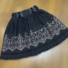 axes femme エッフェル塔刺繍 フレアスカート