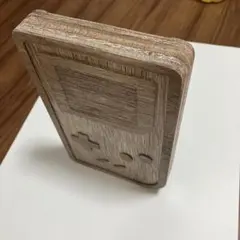木製オブジェレトロゲーム機デザイン