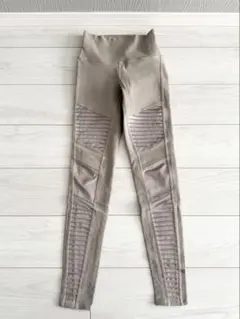 Item thumbnail for item f188dde9-a631-425e-bafd-f2efe5efbfdd