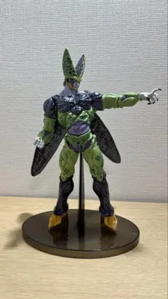 ドラゴンボール BWFC フィギュア セル完全体　箱無し　台座傷あり