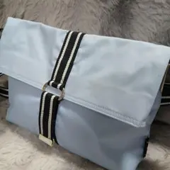 アニエスべーボャージュ　ショルダーバッグ　ナイロン水色