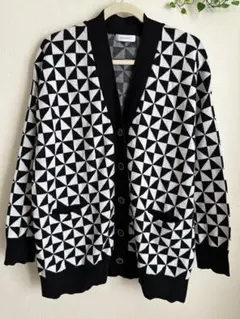 春秋冬PAGEBOY 幾何学模様 ニットカーディガン