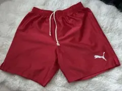 レッド　プーマ紐付きサッカーパンツ