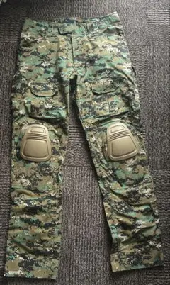 M*3様 自衛隊 レプリカ（PX品）迷彩服 ズボン 4Bサイズ ベルト付き