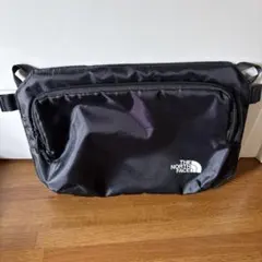 ノースフェイス　小物入れ