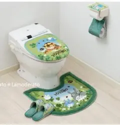 ジブリ　となりのトトロ　ネコバス　トイレマットセット　新品 となりのトトロ 花のバス停 トイレマット 約58×60cm イエロー