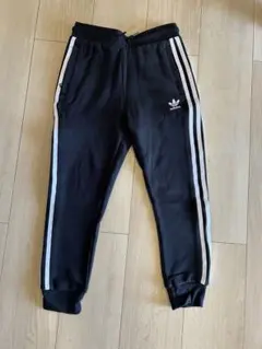 アディダスオリジナルス ボトムス