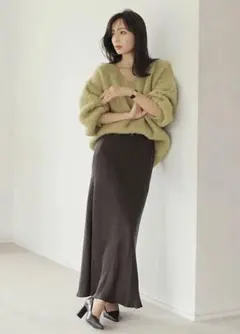 anuans アニュアンス サテンナロースカートのサムネイル