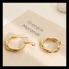 【ゲリラSALE】ツイストフープピアス アクセサリー 韓国 ゴールド レディース