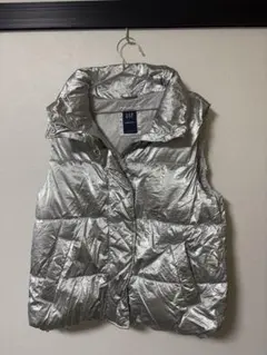 GAP シルバー ダウンベスト