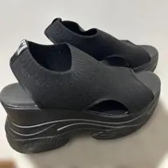 厚底サンダル