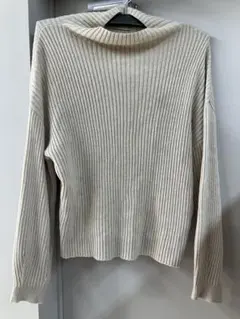 アーバンリサーチ　アイボリー リブ編み ニットセーター
