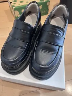 厚底ローファーのサムネイル