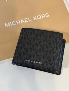 【新品】X'mas早い者勝ち！MICHAEL KORS 財布 /パスケースセット