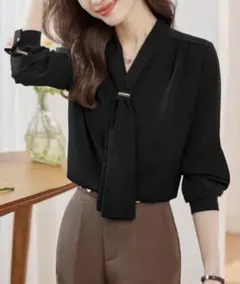 【新品未使用】ボウタイブラウス　レディース　Ｖネック ブラック