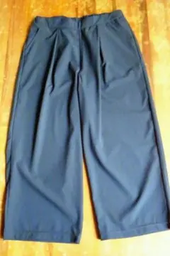 黒 ワイドパンツ