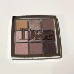 Dior バックステージアイパレット 002