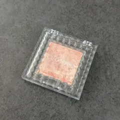 セザンヌ シングルシャイニーアイシャドウ 01