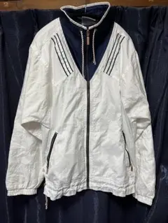 adidas ナイロンジャケット