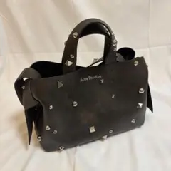 【極美品】Acne Studios ムスビ Musubi スタッズ ミディトートのサムネイル