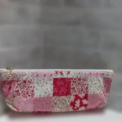 小花柄　パッチワーク風　ペンケース