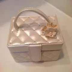 ジュエリーボックス