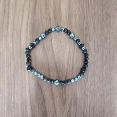 パ*ヤ様 黒とグレーのビーズブレスレット