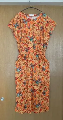 昭和後期〜平成初期　レトロ　ワンピース　Mサイズ