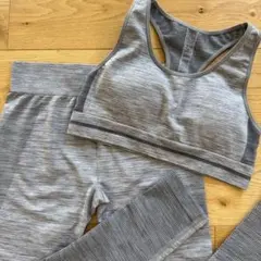 ⭐︎美品⭐︎GU SPORTS ヨガ トレーニングウェア セットアップ Mサイズのサムネイル