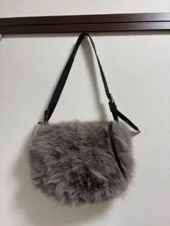 2025年最新】VIOLAd ORO ファーバッグの人気アイテム - メルカリ